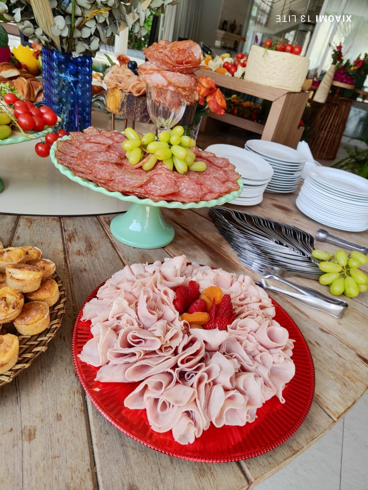 Mesa de Queijos, Frios e Frutas